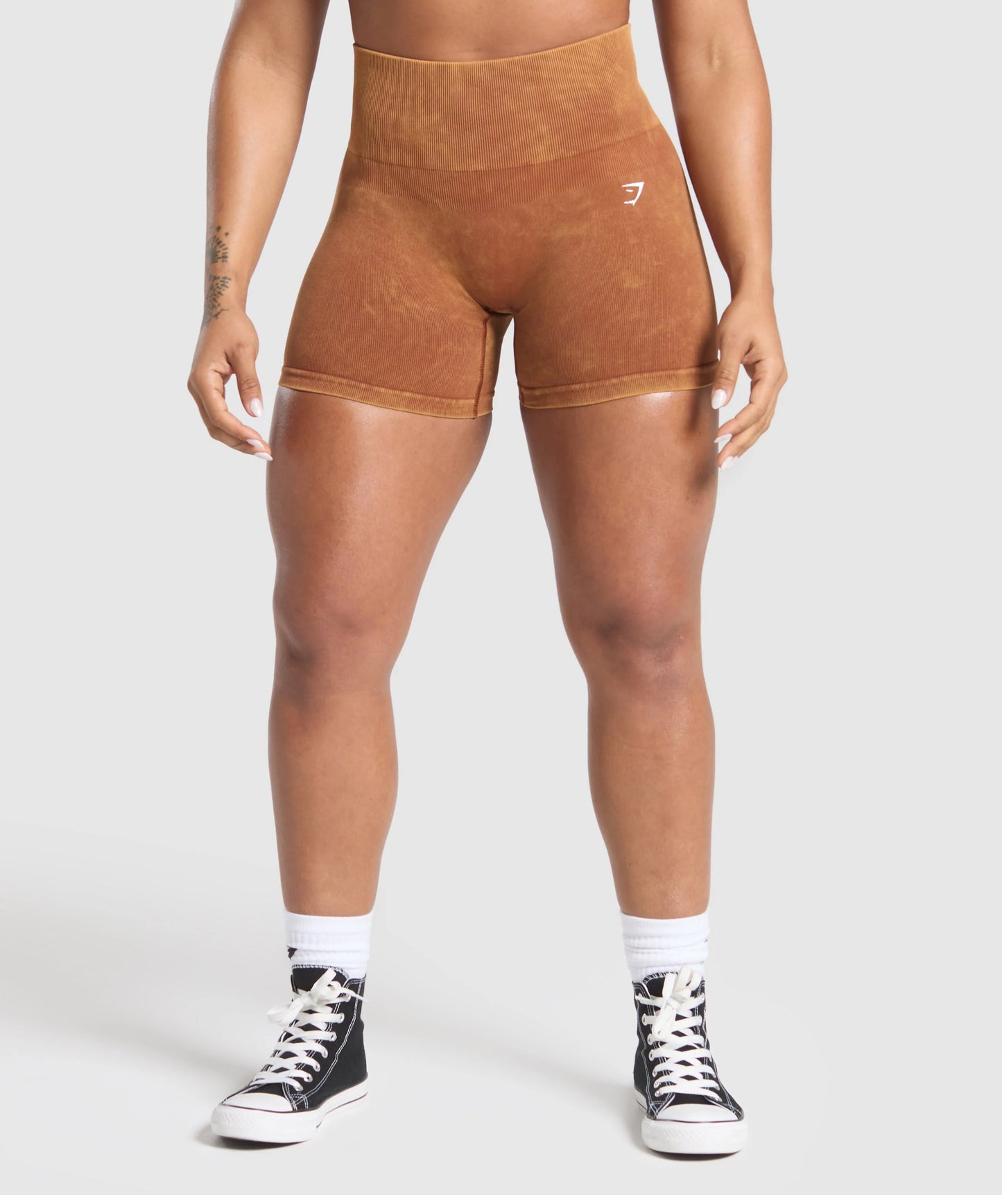 Gains Seamless Washed Shorts