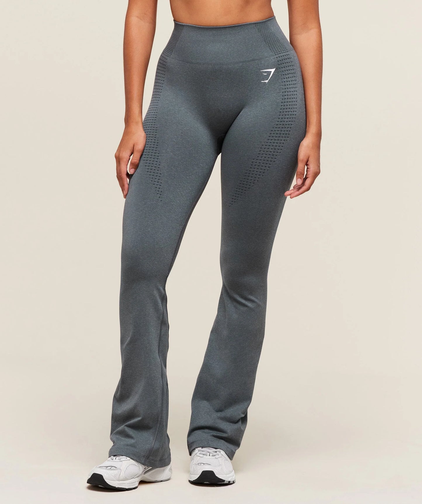 Vital Soft Flared Leggings
