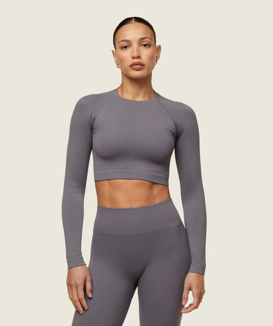 everywear Seamless Long Sleeve Crop